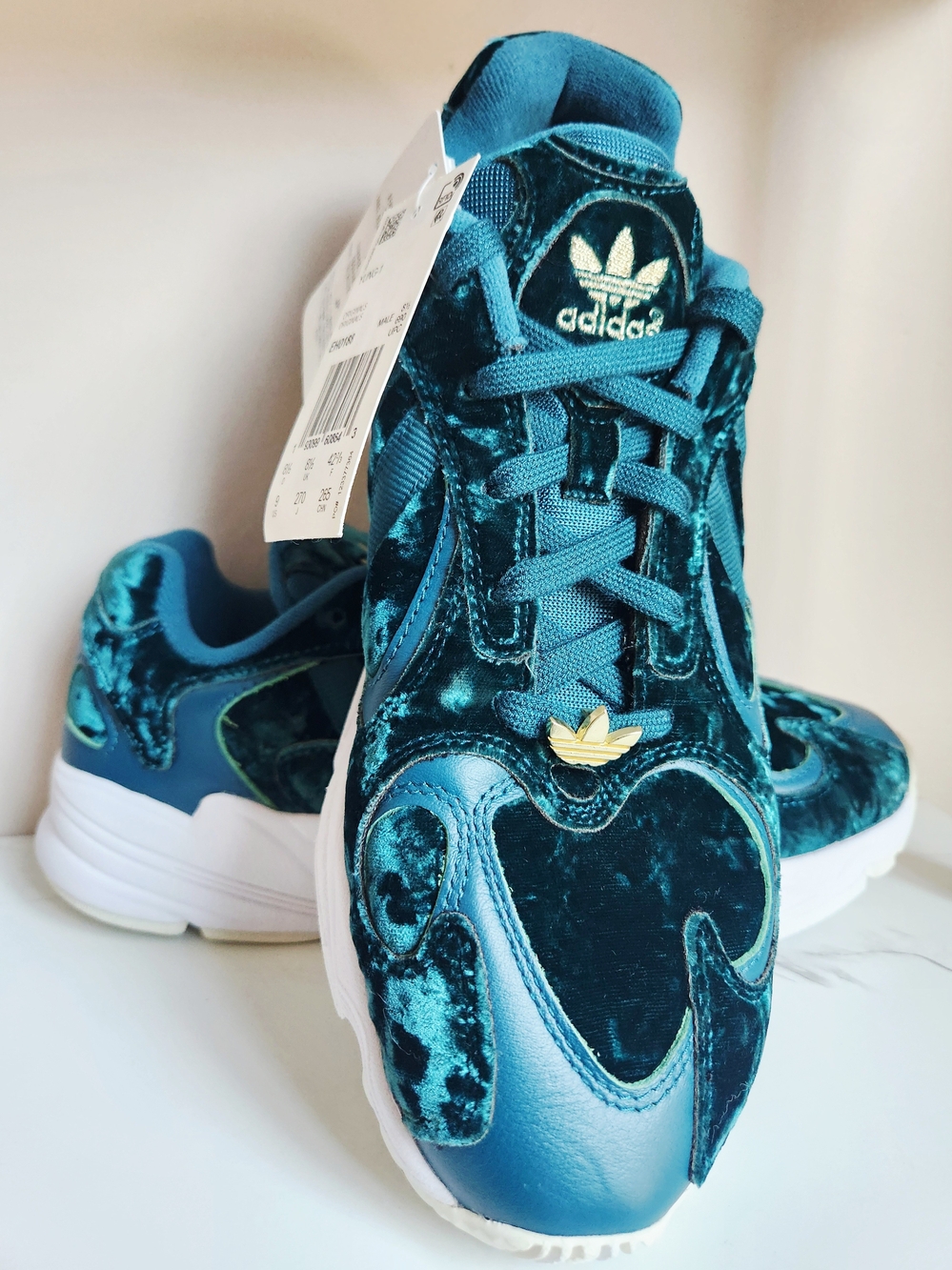Adidas Teal Velvet Retro-Style Men's Sneakers